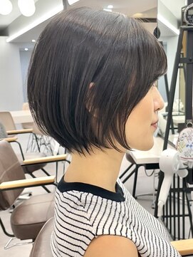 プラチナ(PLATINA) ◎ショートヘアショートボブショート丸みショートくびれショート