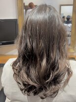 トンネルヘアー(Tunnel hair) 韓国風、ゆるふわパーマ
