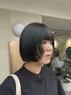 ジェムバイアルテフィーチェ(gem by artefice) 前上がりマッシュボブ×オリーブグレージュ