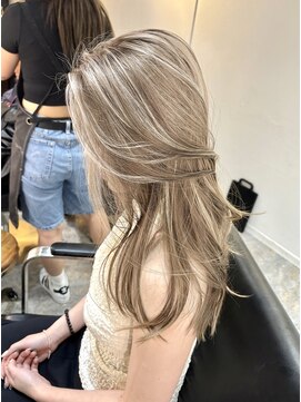 ブレンド 渋谷(BLend) 20代30代白髪ボカシハイライトミルクティーベージュ