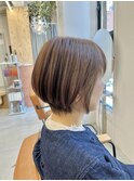 ショートボブ×白髪ぼかしハイライト×髪質改善カラー