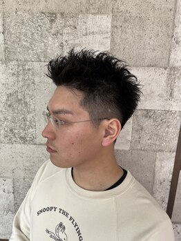 シザーズ(SCISSORS)の写真/トレンド～スタンダードまで幅広く対応できる理容師が在籍☆あなたの似合うをご提案します！