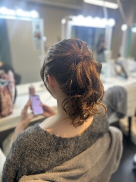 マーズ(Hair&Make Mars+) ポニーテール