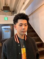 ビーバイエイトジェンツ(Bee by EIGHT GENTS)&nbsp;刈り上げセンターパート/波巻きツイストスパイラル/心斎橋