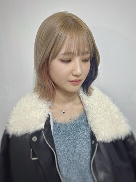 エル セルカ 高田馬場(el CERCA) ピンクブルーイヤリング×ミルクティー