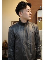エディ(Edy) メンズセンターパートニュアンスパーマコンマバング韓国ヘア岡山