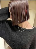 切りっぱなし長めボブ艶暗髪シースルーバング
