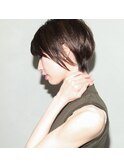 【 un   】前下がり×ショート×グレージュ