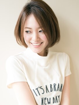 ローラン(ROULAND) ミルクティーカラーボブ