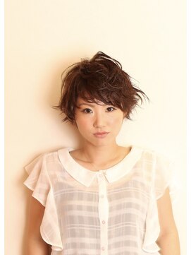 クオリム(Kualim) あかぬけ クシュっと揺れ動くナチュカワヘアー