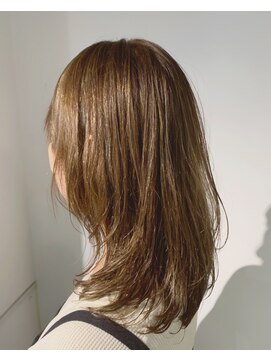 サロン マーニ(salon m ni) 自然な仕上がり/地毛風ハイブリッド矯正/ミディアムヘア