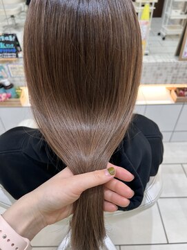 エクリフルール(equri fleur) 【目黒】【大人気】カット+水素カラー+5STEPトリートメント