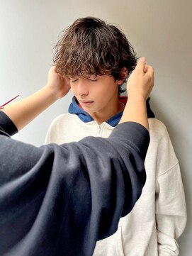 カーニー 上野(kearny) アップバング/ツーブロックマッシュ/波巻き[上野駅]