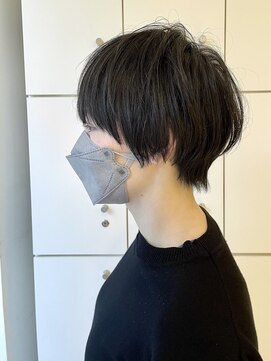 ソラ(Sora) バランスの良い黒髪シンプルショート
