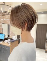 30代/40代/50代/前下がりショートボブ×透明感カラー【NAYUMI】