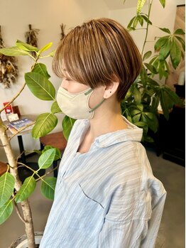 ヴィータ(vita)の写真/どこからみても大人可愛い！あなたの骨格にフィットしたstyleで、お気に入りショートヘアが見つかります♪