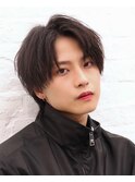 黒髪コンマバングショートウルフラウンドマッシュアップバング