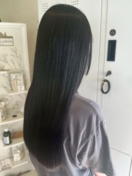 ベルフェミンキルン(Belle femin kilun) 黒髪 髪質改善 ロングヘア 顔周りカット 髪質改善ストレート