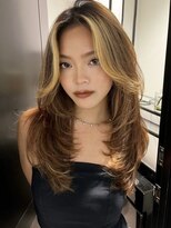 ヨロ 上野(YOLO)&nbsp;ハイライトカラーミルクティーベージュケアブリーチダブルカラー