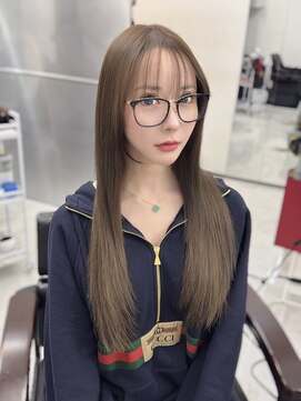 ロムーク 表参道(LOMKH) シールエクステ小顔ロングレイヤーカット顔周り透明感カラー