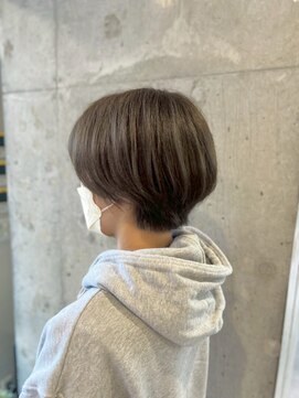 マット系くすみブラウン