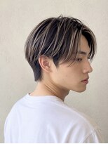 ウル(ulu)&nbsp;名東区　メンズヘア　カット　メンズ白髪ぼかし　ハイライト