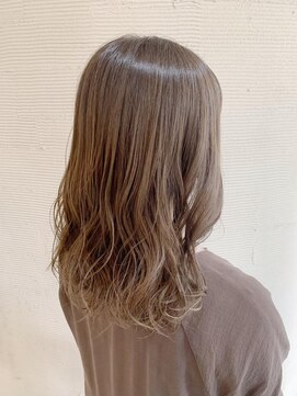 リフレアンドケア ミチ 幸町店(refre&care MICHI) ミルクティーカラー