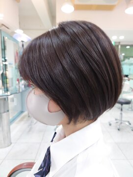 クオーター(QUARTER) ショートボブ