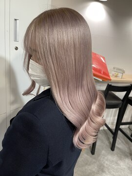 ラフ 難波店(LAFF) #黒髪#ボブルフ#ネビージュ#小顔#ワンレン