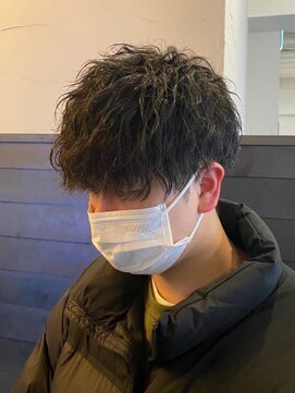 ディスイズバーバーサード(THIS IS BARBER 3rd) ツイストスパイラルパーマ　波巻　札幌駅