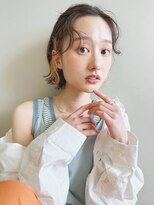 エマエコル(Emma ecole)&nbsp;Emma  ecole　イヤリングカラーベージュ×プツッとボブ