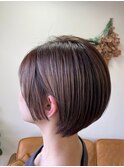 やわらかグレージュ ショート