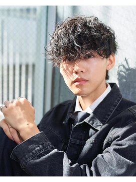 ワンズ リー 上大岡店(One's ly) ダークアッシュ/カルマパーマ/ベリーショート[上大岡]