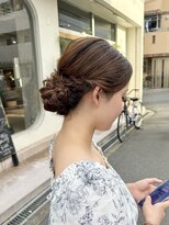 ヒカリス ヘアー 相川店(HIKARIS hair)&nbsp;シニヨンアレンジ/大人アレンジ/アップスタイル/飾りなし