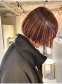 デザインカラーコントラストハイライト切りっぱなしボブ