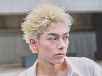 サンクマーケット 渋谷(cinq MARKET)の写真/《流行のメンズブリーチカラー》スパイキーショートとハイトーンカラーの相性が◎[渋谷/メンズカラー]