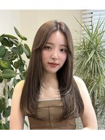 美髪レイヤーカットオリーブグレージュグレージュカラー顔まわり