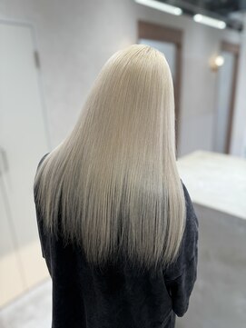 エン 栄店(enne) ホワイトブロンド