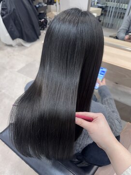 エレン(E L E N) ブルーブラック/髪質改善カラー