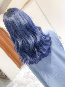 アマンドール(Aman D'or) 魅惑ののブルーバイオレット