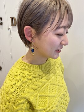 タミー 武蔵小杉(TAMMY) ショートボブ　ハイトーン　　ベージュ