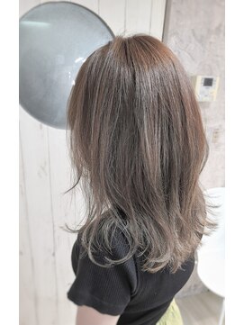 アールヌーヴォ(art nouveau) ミディアムアッシュブラウン