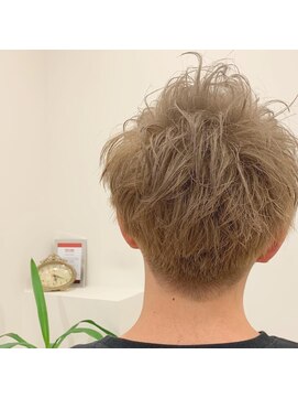 シア(XIA) ダブルカラー