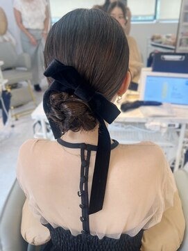 マリアバイアフロート(Maria by AFLOAT) 【山田】タイトシニヨン　ベロアリボンアレンジ