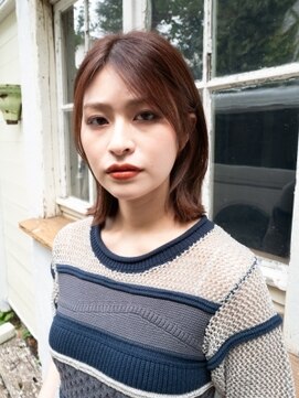 キューブ(HAIR MAKE Cube) 外ハネミディ