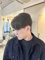 ユニカ(UNIKA) ナチュラルだけど雰囲気抜群ニュアンスパーマ × センターパート