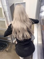 エンネ 新宿(enne)&nbsp;ホワイトカラー/ハイトーンカラー/レイヤー/髪質改善/縮毛矯正