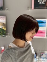 ハリス(Harris)&nbsp;首元スッキリ見えの美シルエットボブ