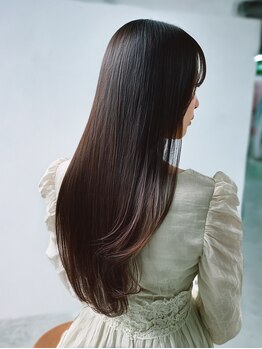 テーラヘアー 古淵店(TELA HAIR)の写真/話題のケアプロ取扱いサロン!髪の内部から保湿するのでダメージが気になる方もおすすめ【古淵】