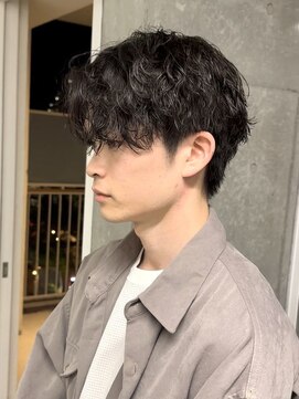 ワンズ リー 下北沢店(ONE's ly) センターパート波巻きパーマニュアンスパーマ